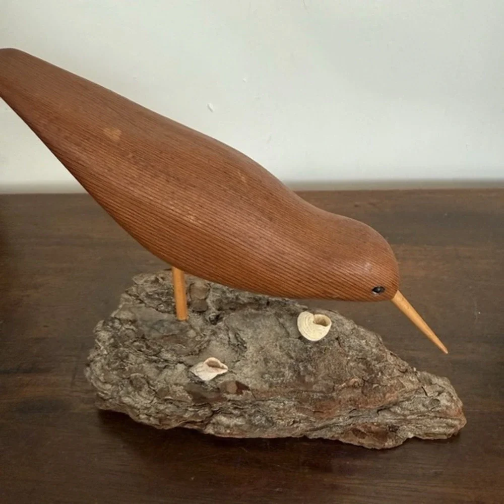 VTG‎ Hand Carved Wooden Sandpiper Bird Figurine Nautical Beach Seashell Decor